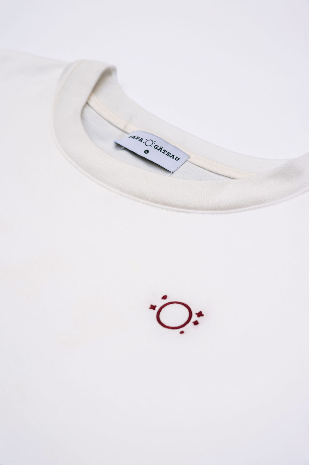 Camiseta blanca Loin des ondes, près de vôtres